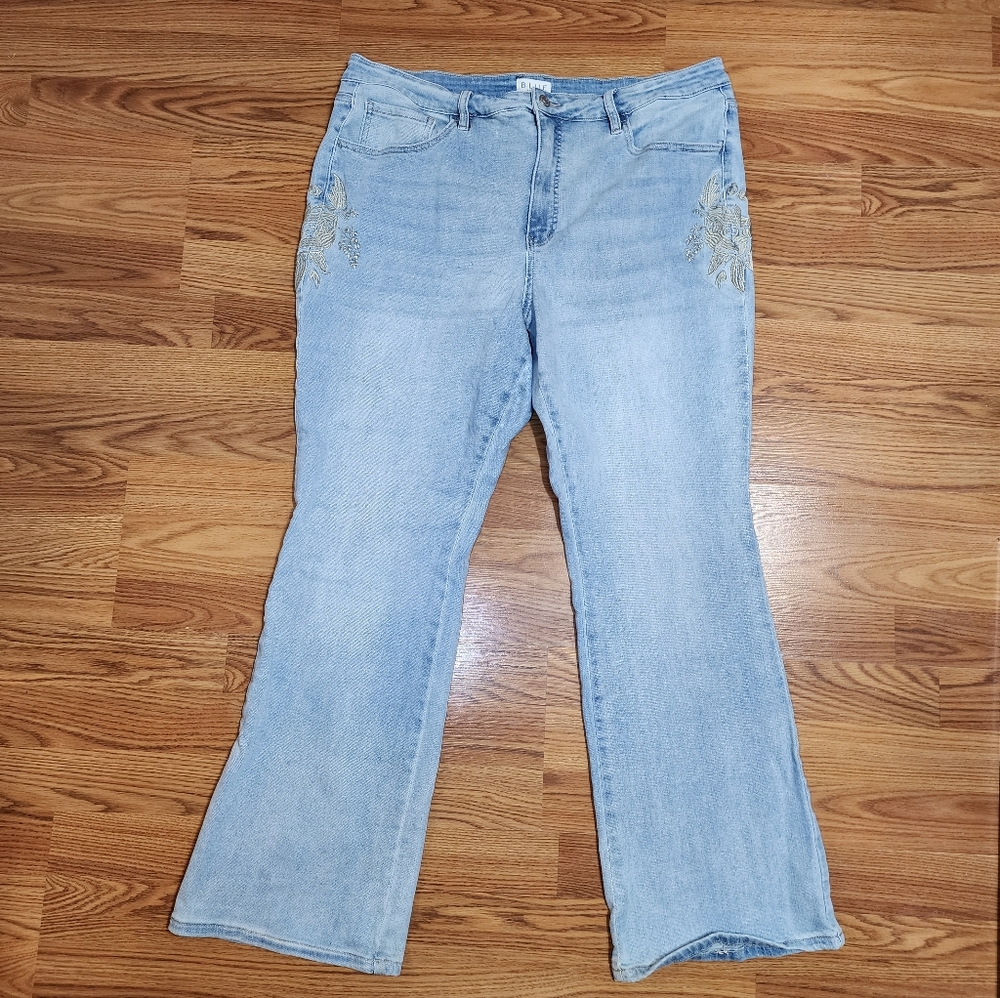 Artemis Vintage High Rise Embroidered Modern Bootcut Jeans Sz 18 Womens MSRP$100